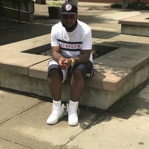 Meet your Posher, Jay